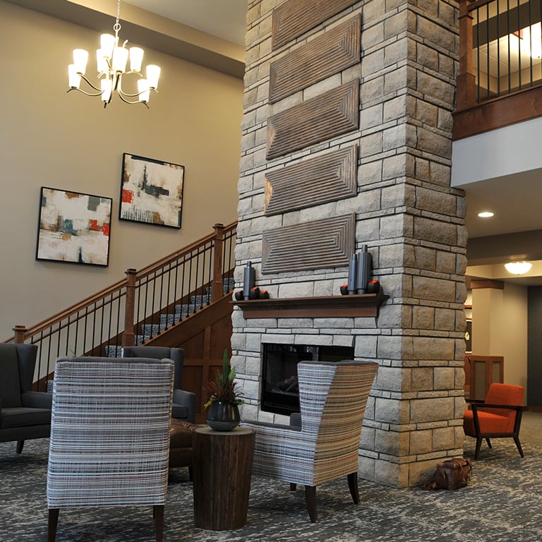 Levande Walker Methodist lobby with fireplace